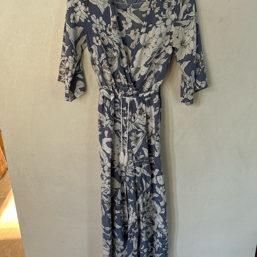 Jaase Floral jumpsuit wide legs drawstring waist‎ size small